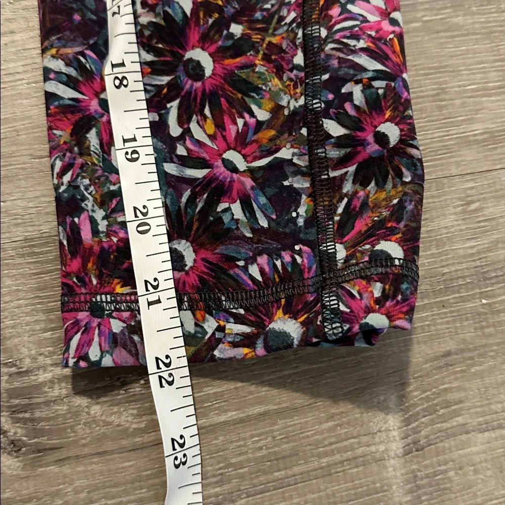 Lululemon Sz 4 Swift Speed High Rise Crop Workout Yoga Athletic Women’s Leggings
